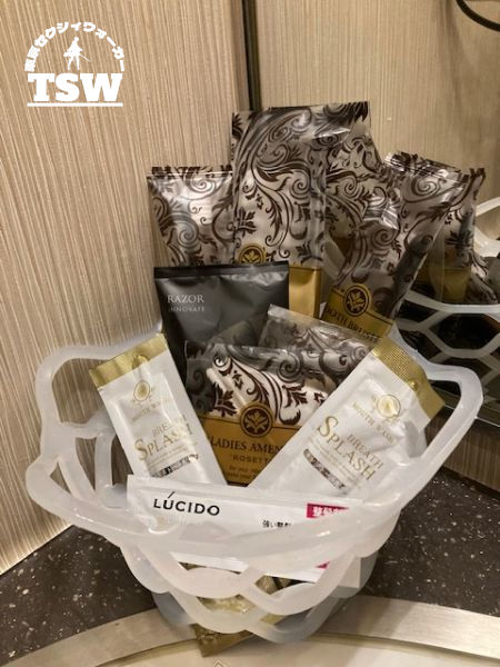 池袋ラブホテル, Will